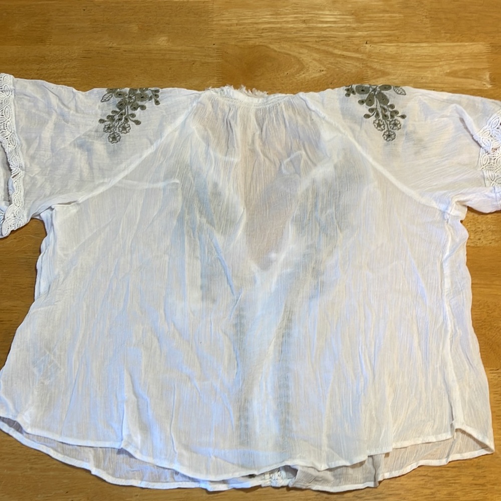 Free People embroidered top - Picture 2 of 3